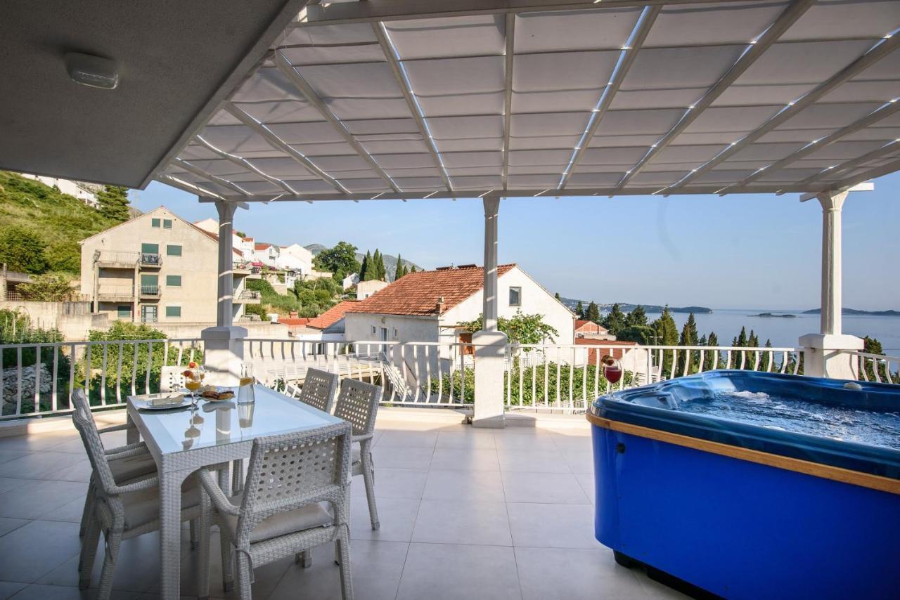 Aurora Seaview Apartment Mlini Esterno foto