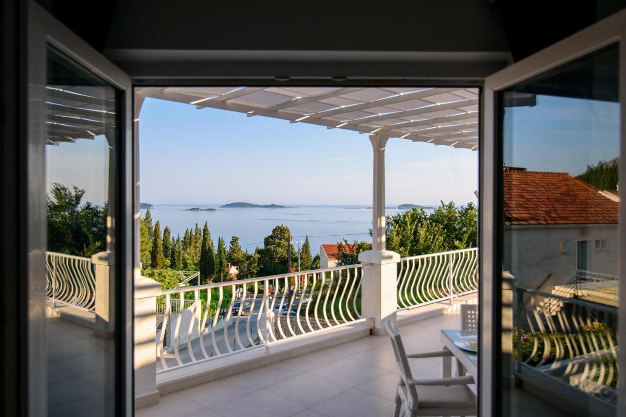Aurora Seaview Apartment Mlini Esterno foto