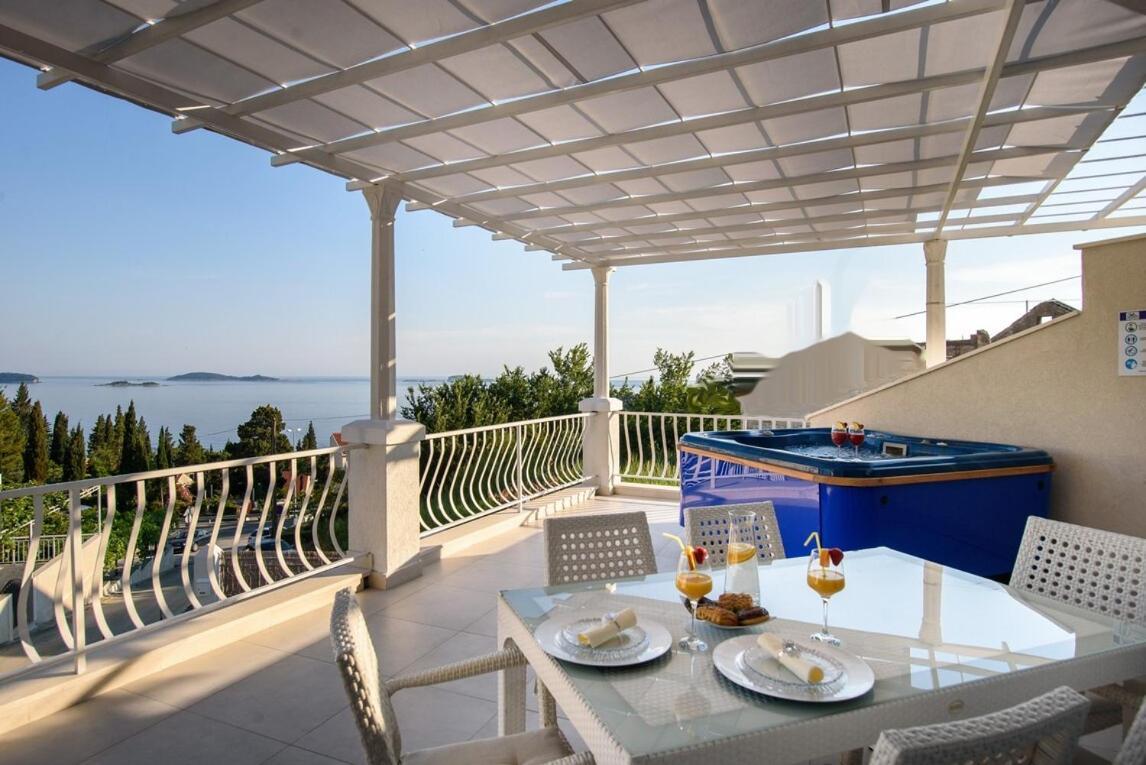 Aurora Seaview Apartment Mlini Esterno foto