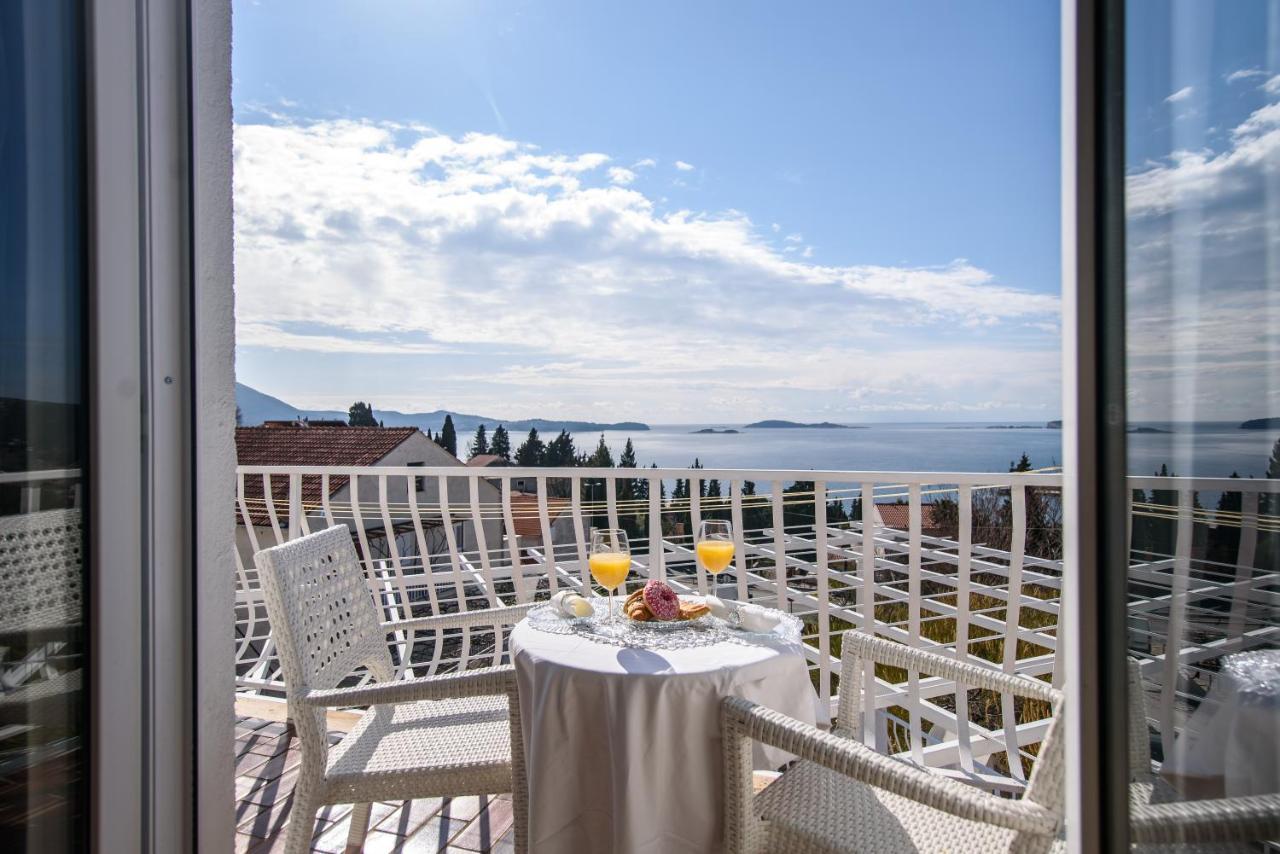 Aurora Seaview Apartment Mlini Esterno foto
